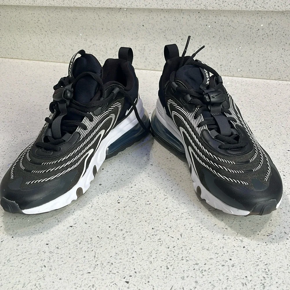 Nike Air Max 270 React ENG - Picture 7 of 7